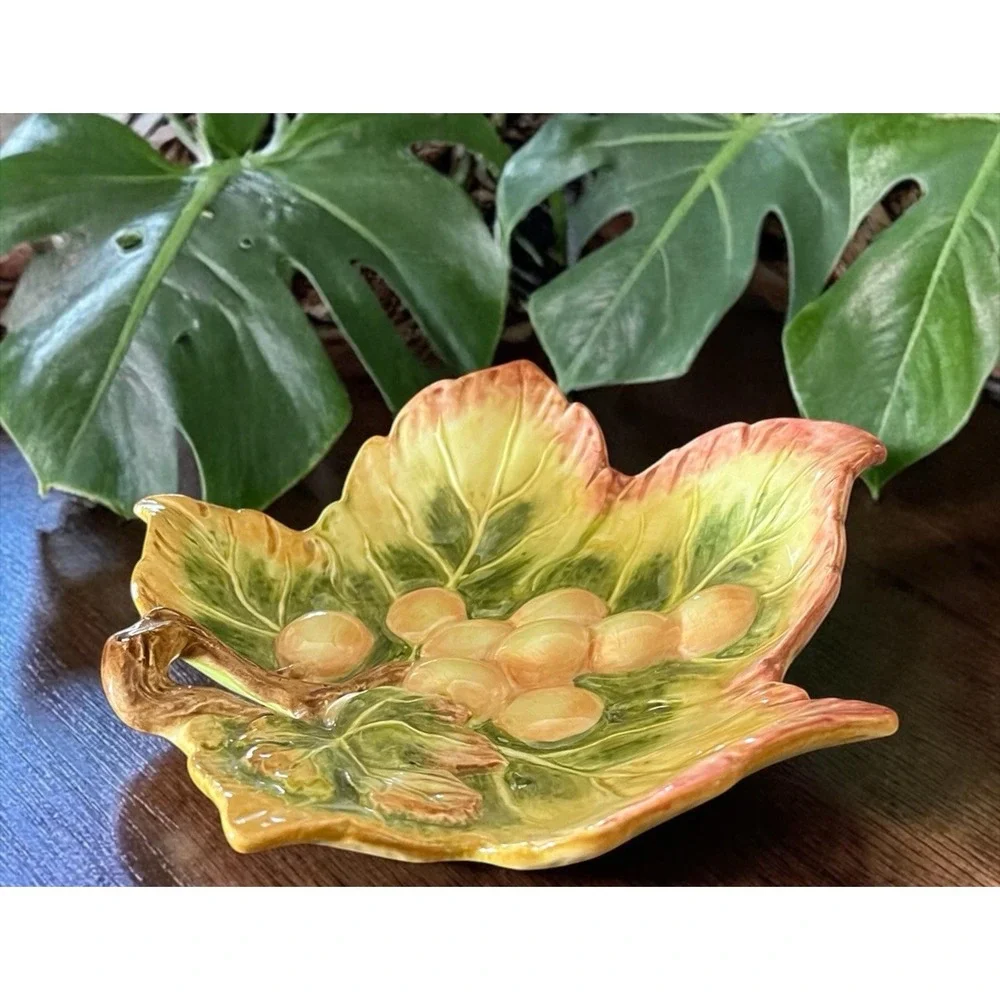 Fitz & Floyd Grape Vine Leaf Candy Nuts Trinket Bowl Dish Pastel Colors VTG